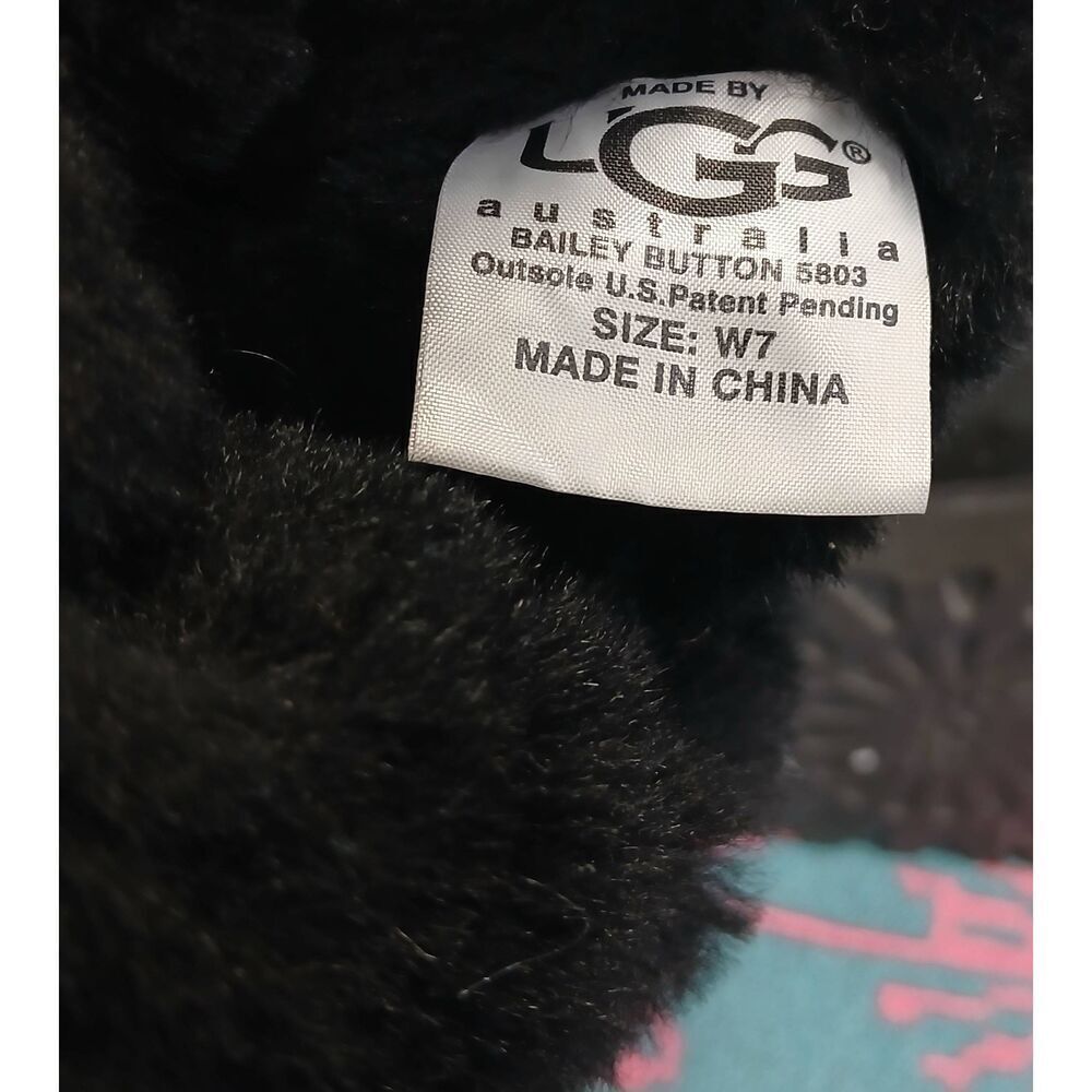 Ugg womens size 7 black ankle Bailey 1 button boot suede leather sherpa fur - Picture 8 of 8